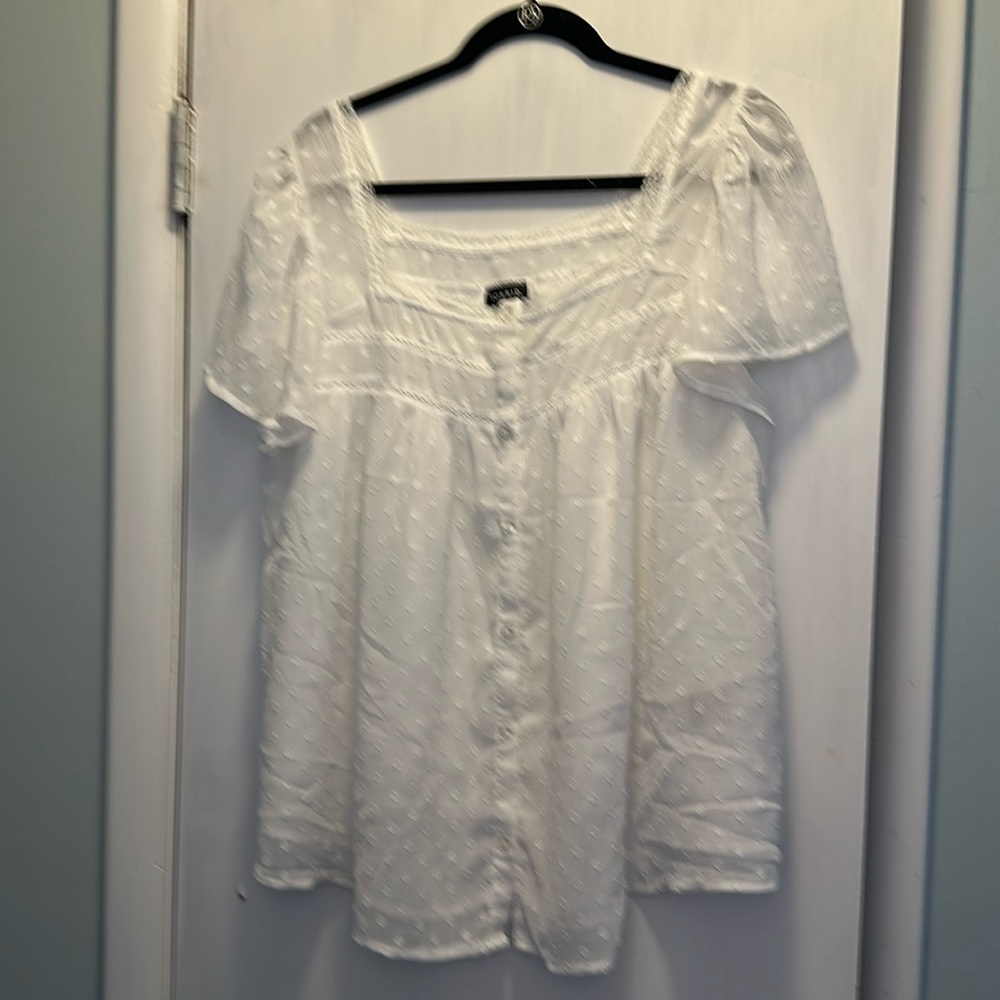 Chiffon Clip Dot Button-Front Blouse Torrid 1X